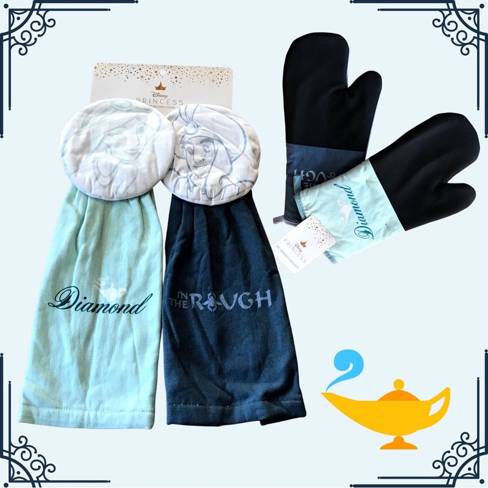 Disney Aladdin and Jasmine Kitchen Towels and Oven Mitts 4 piece set